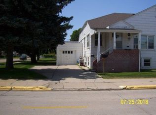 26 S Oak St, North Platte, NE 69101