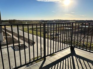 2335 SE Glacier Trl #301, Waukee, IA 50263