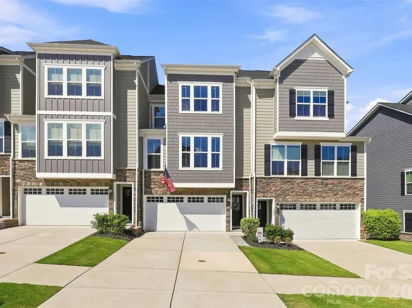 628 Crudent Rd, Tega Cay, SC 29708
