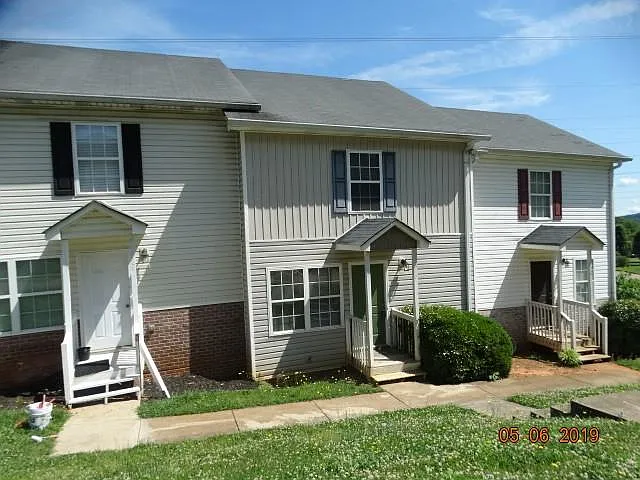 70 Fairview St photo 1