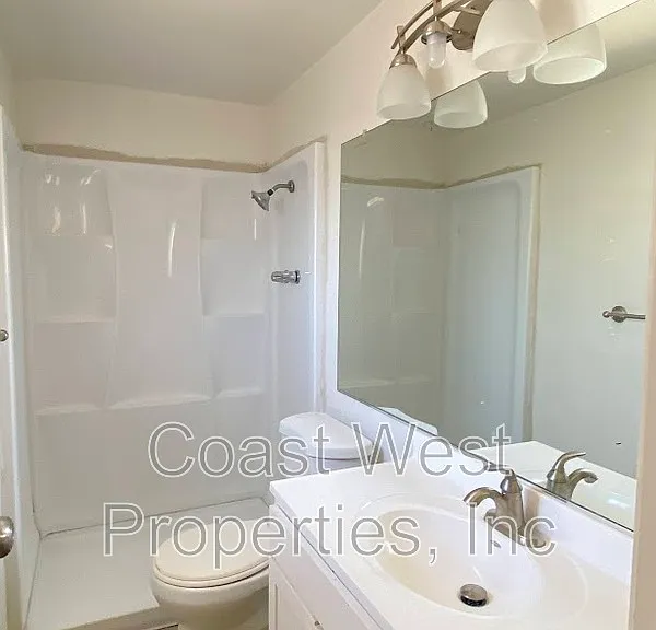 9161 Huntington Ave — Photo 17