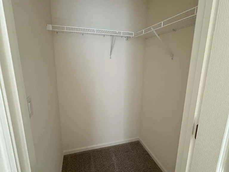 2183 N Renn Ave — Photo 19