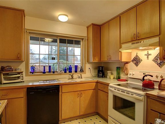 2nd image of 312 S Alder Ave