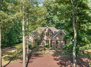9095 Rosewood Dr, East Greenville, PA 18041
