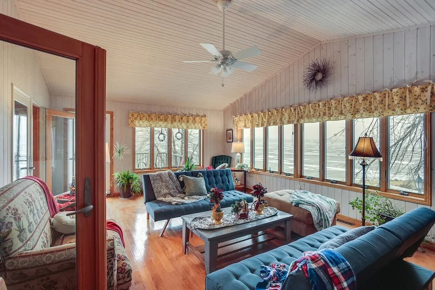 3 bed, 2.0 bath, $3,935 — Photo 4