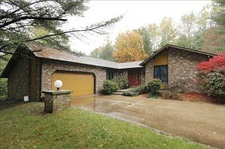 5th image of 10455 Huckleberry Ln