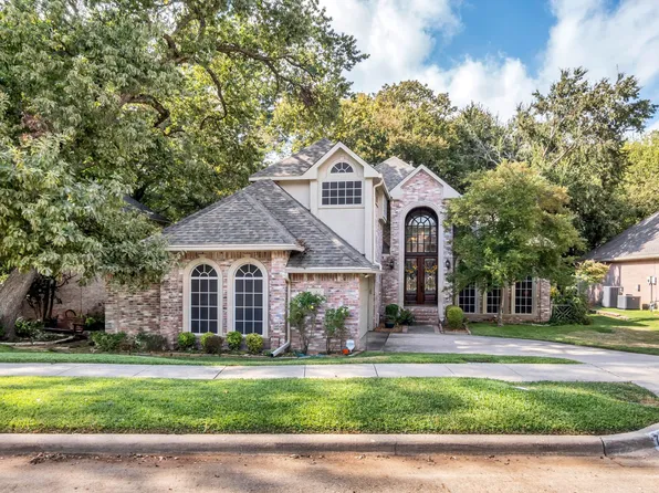 7409 Vineyard Trl, Garland, TX 75044