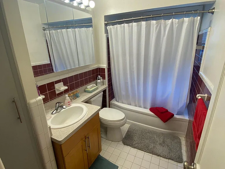 25707 Woodward Ave #207 — Photo 7