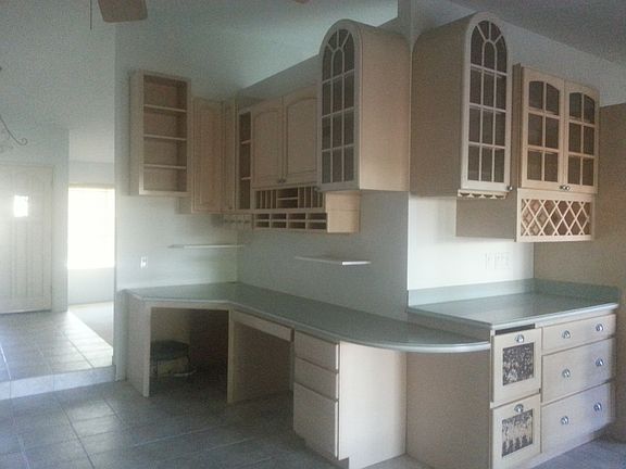 Desk Workspace/Kitchen Area