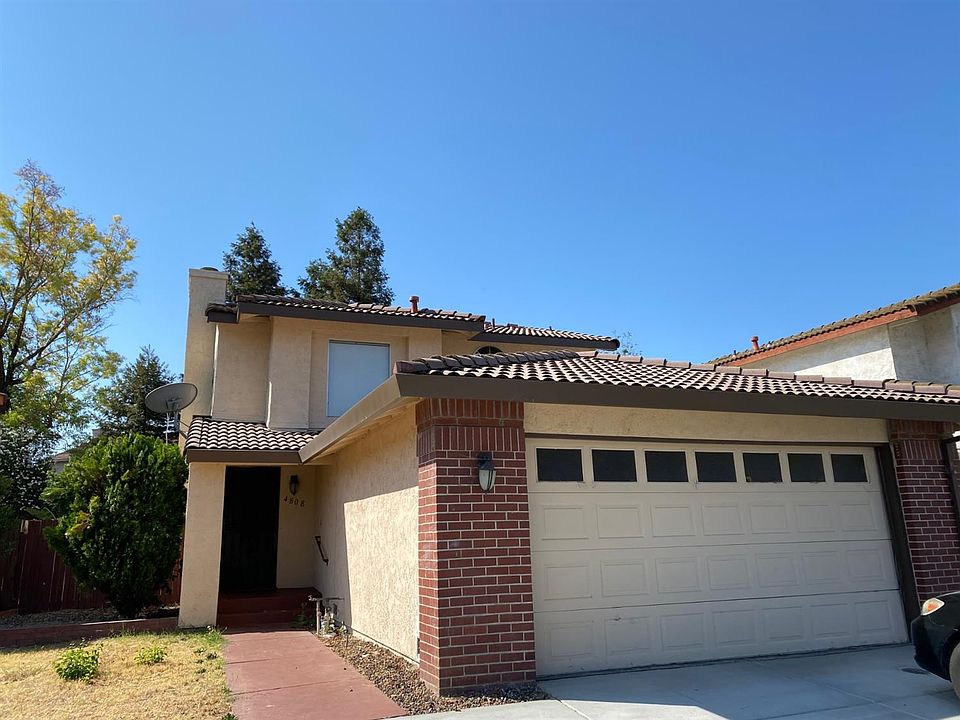1st image of 4808 Camino Royale Dr