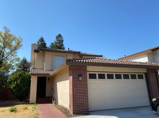 4808 Camino Royale Dr, Sacramento, CA 95823