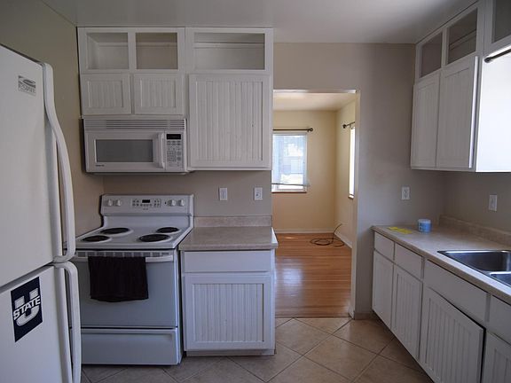 2nd image of 247 E 300 N