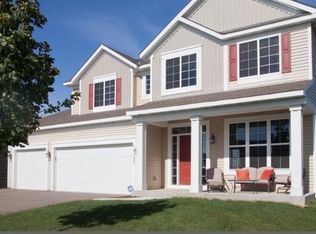 18153 Dunbury Ct, Farmington, MN 55024