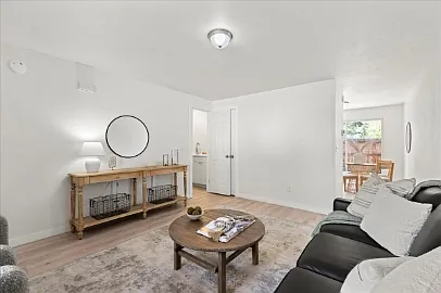 Jackson Street 4-Plex(New) - 1707 — Photo 2