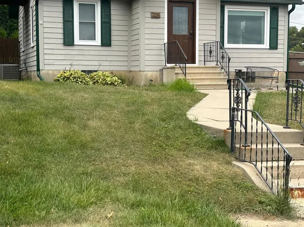 705 Rochelle Ave S, Lanesboro, MN 55949