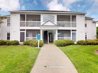 2790 S Knightsbridge Cir, Ann Arbor, MI 48105
