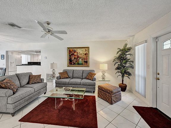 4th image of 1516 SW 21st Terrace
