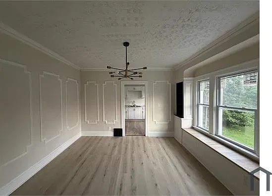 2 bed, $900 — Photo 2
