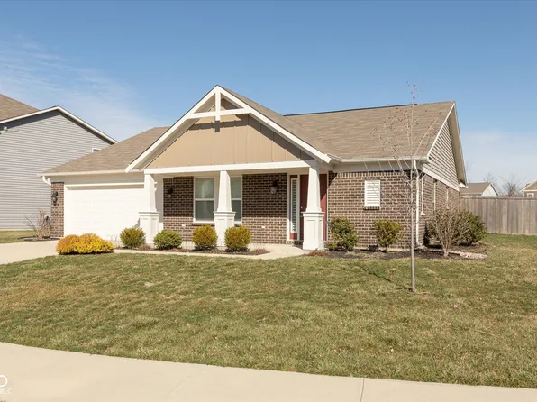 6400 Woodland Ln, McCordsville, IN 46055