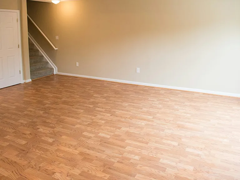 173 Royalty Cir — Photo 2
