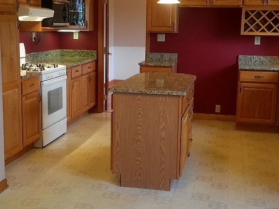 kitchen with island 
