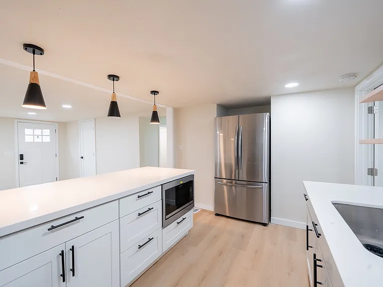 8621 8th Ave SW — Photo 15