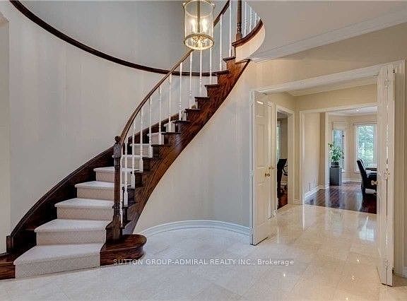 2nd image of 15 Whitehall Rd