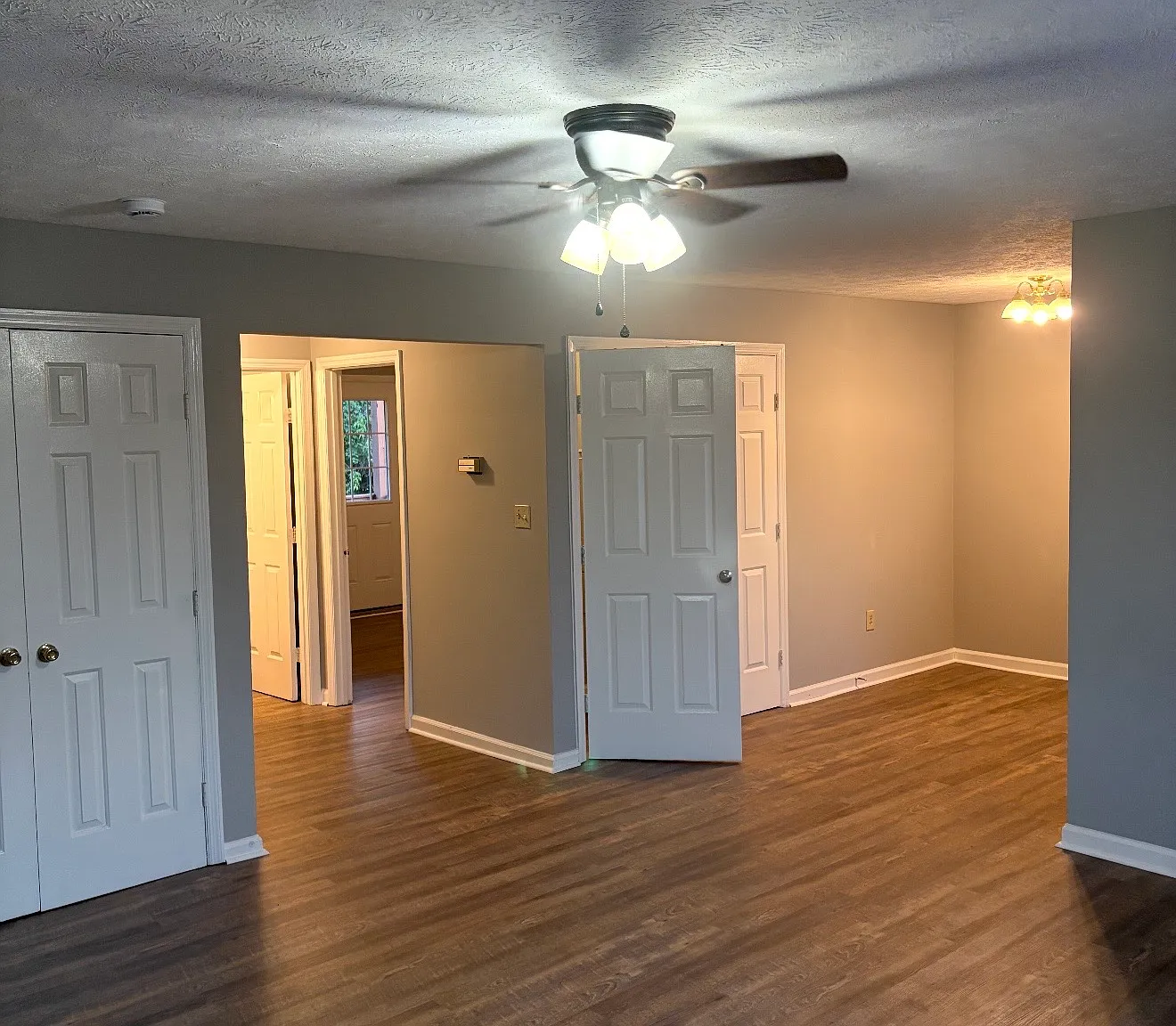 2 bed, 900 sqft, $1,095 — Photo 3