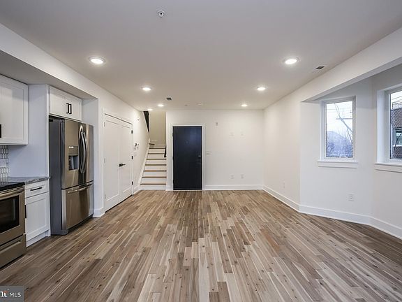 5th image of 2088 E Cumberland St #4