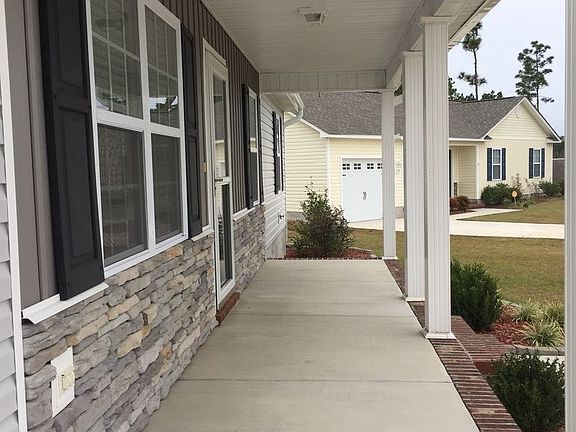 3rd image of 504 Waldorf Ct