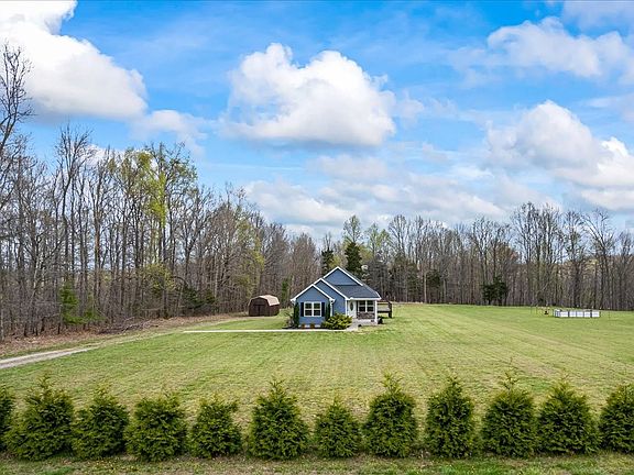 3rd image of 1689 Taurus Farm Rd