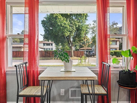 3rd image of 3712 W Kiley AVENUE