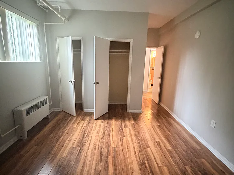 570 Whitney Ave #S — Photo 7