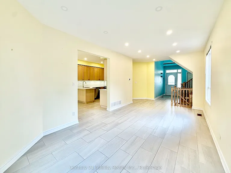 1171 Springbank Dr — Photo 14