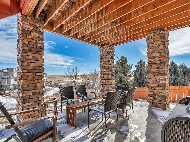 10168 Nottingham Dr — Photo 44