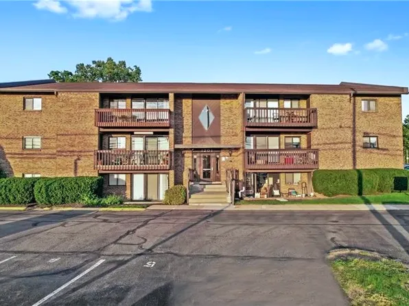 1201 Dutilh Rd APT 9, Cranberry Township, PA 16066