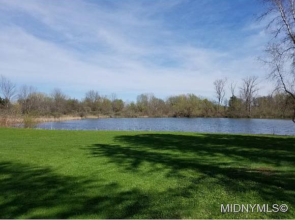 2nd image of 7692 Miller Rd