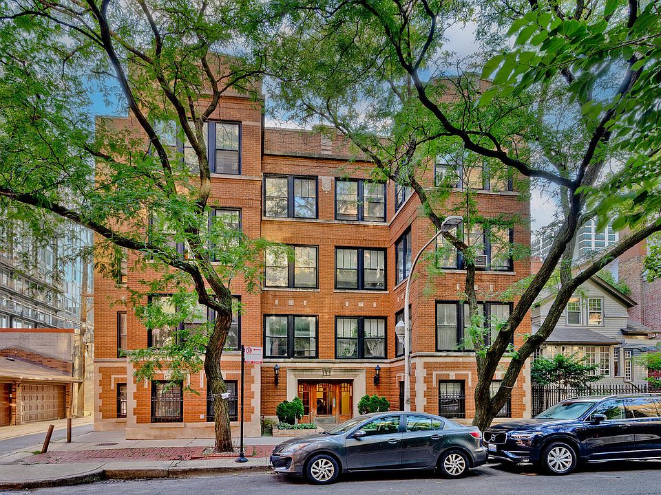 1st image of 3154 N Hudson Ave #G