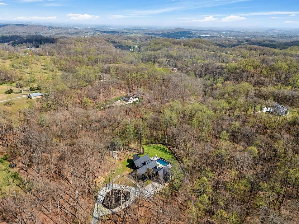 53rd image of 925 Weeping Willow Rd #D