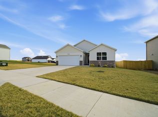 784 Hoffman Hills Blvd, Willard, MO 65781