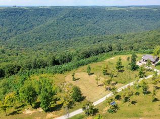 2076 Seneca Dr, Jamestown, TN 38556