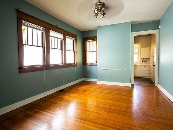 2nd image of 1855 N Pennsylvania St #1