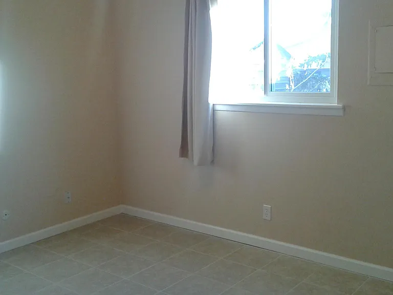 11724 Marquette Ave NE — Photo 30