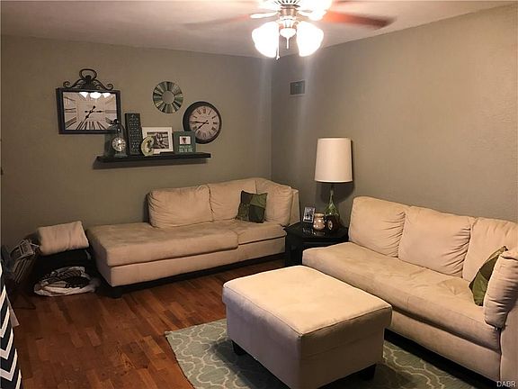 2nd image of 104 Avenue B