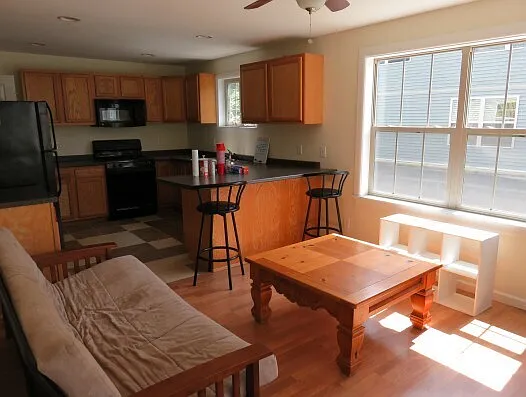 Kendall Ave — Photo 1