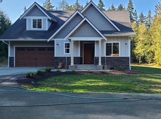 996 Pearce Rd, Port Angeles, WA 98362