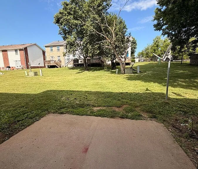 223 Ridgewood Dr — Photo 17