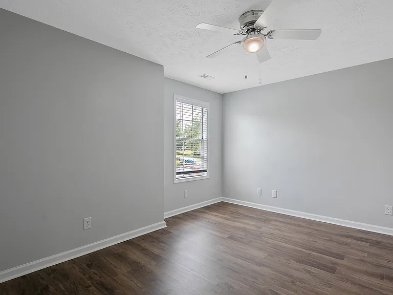 295 Warton Ln #7 — Photo 20