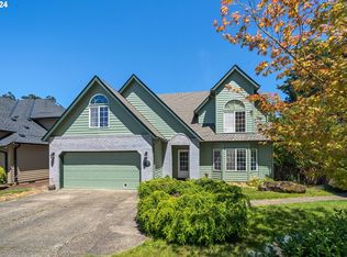 1903 Primrose Ln, Forest Grove, OR 97116