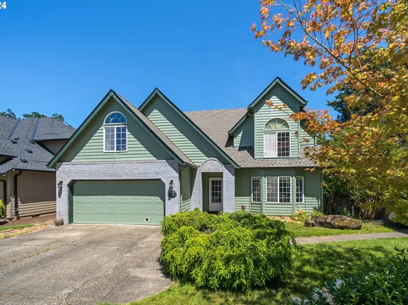 1903 Primrose Ln, Forest Grove, OR 97116